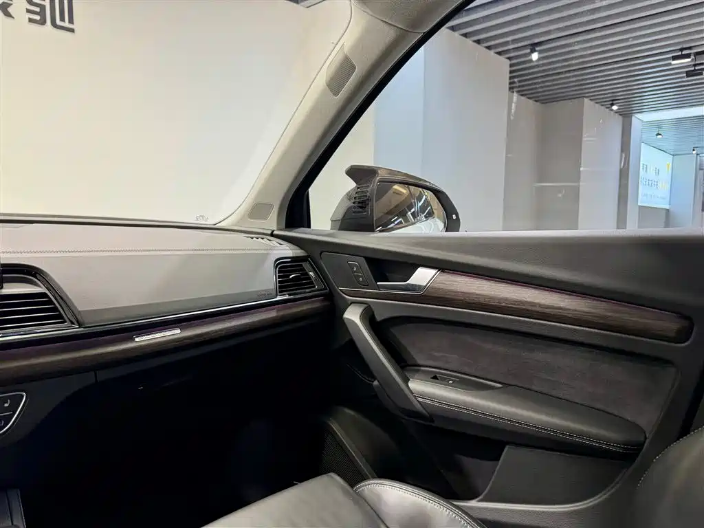Audi Q5L 2022 45T Premium Dynamic фото 28