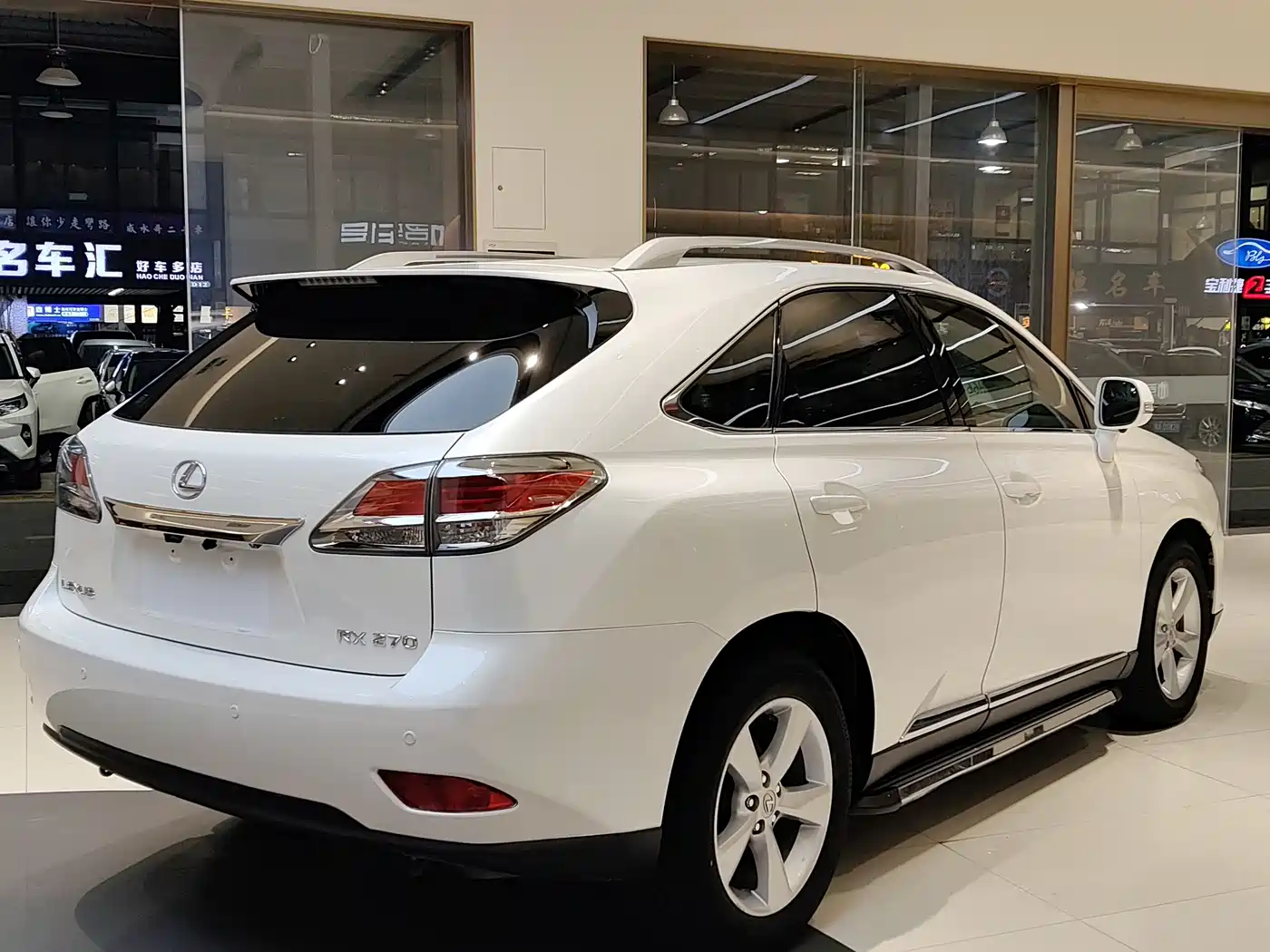 Lexus RX Classic 2013 270 Elegance фото 7