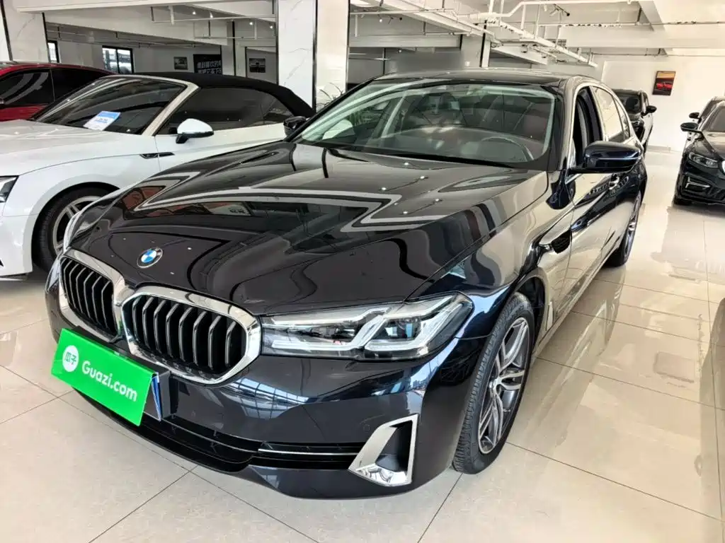 Photo 1 - BMW 5 Series
