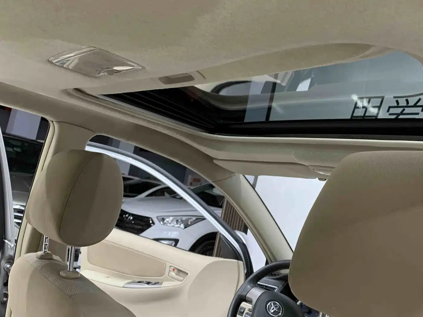 Toyota Corolla 2013 1.6L Manual Excellence Edition фото 12