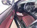 Photo 16 - BMW 5 Series