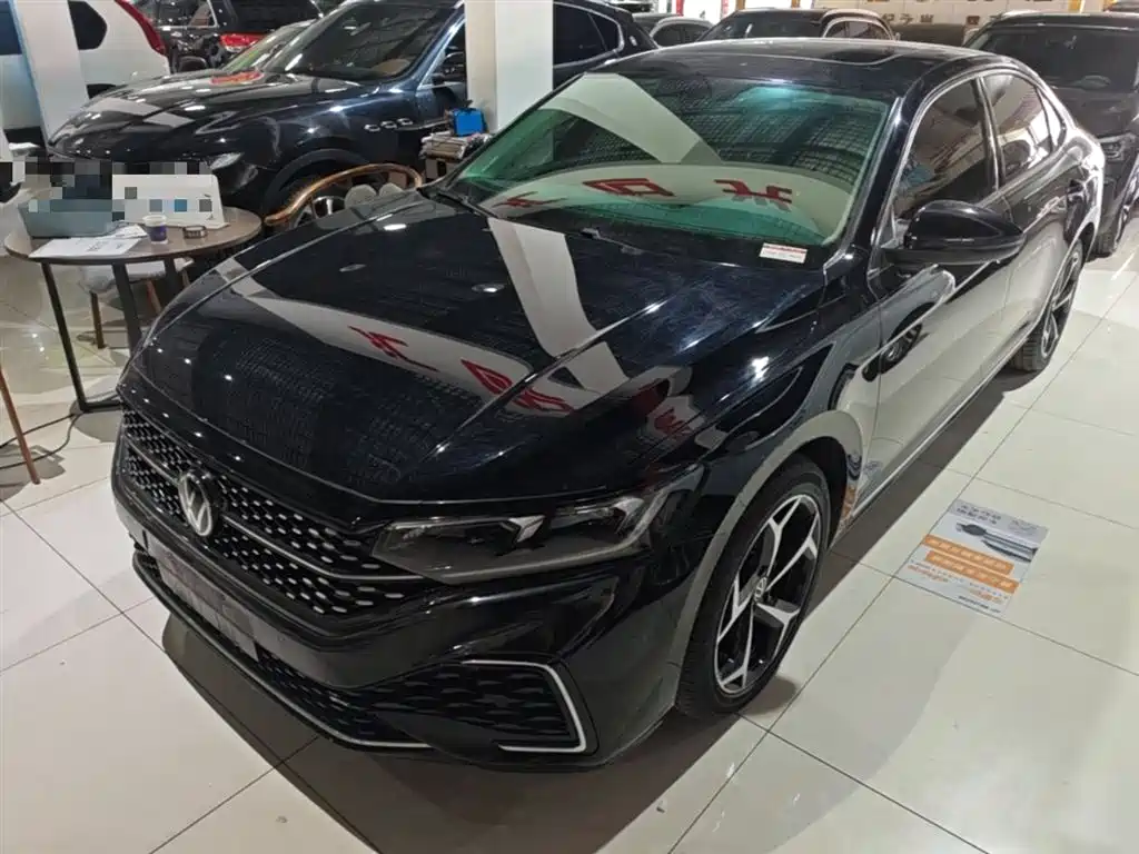 Volkswagen Passat 2024 330TSI Starlight Elite Edition