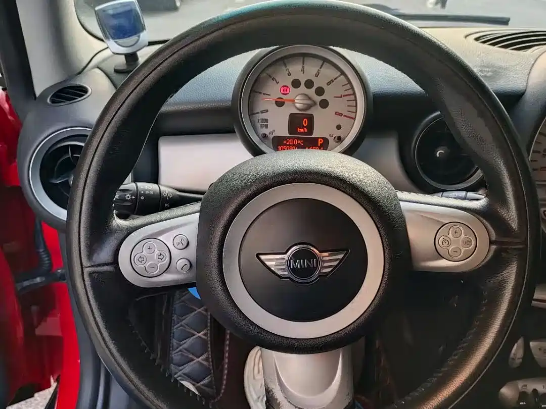 MINI CLUBMAN 2010 2010 1.6L COOPER Cheer