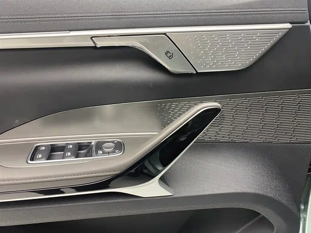 SAIC Maxus Dajia 7 2024 Facelift Super Hybrid Long Range Enjoyment Edition фото 23