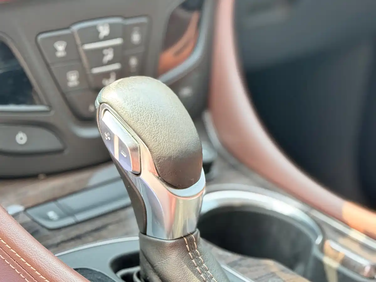 Buick Envision Plus 2017 28T AWD Elite фото 9