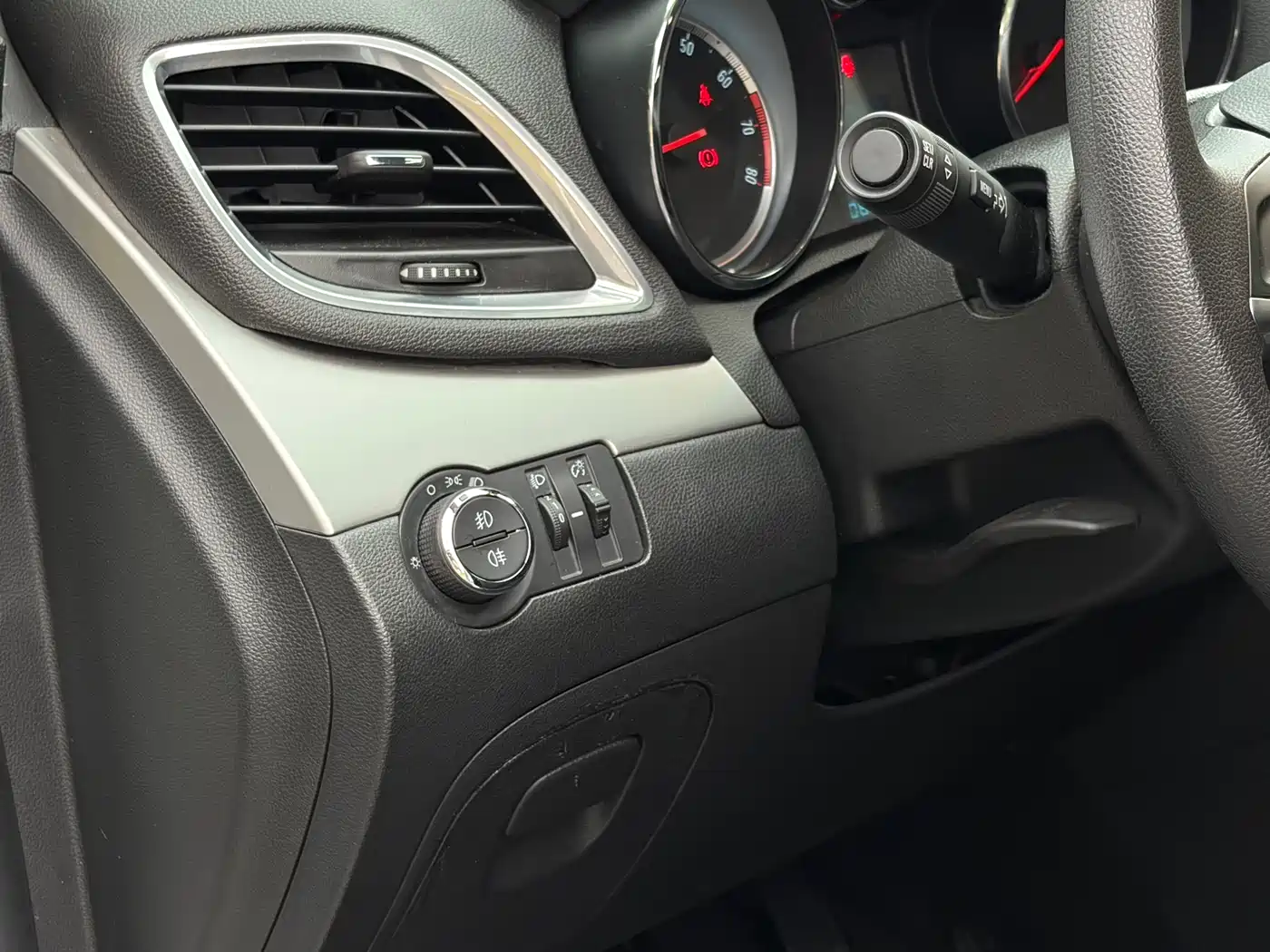 Buick Encore 2013 2014 1.4T Automatic 2WD Urban Elite