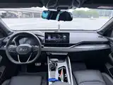 Фото 9 - Geely Preface