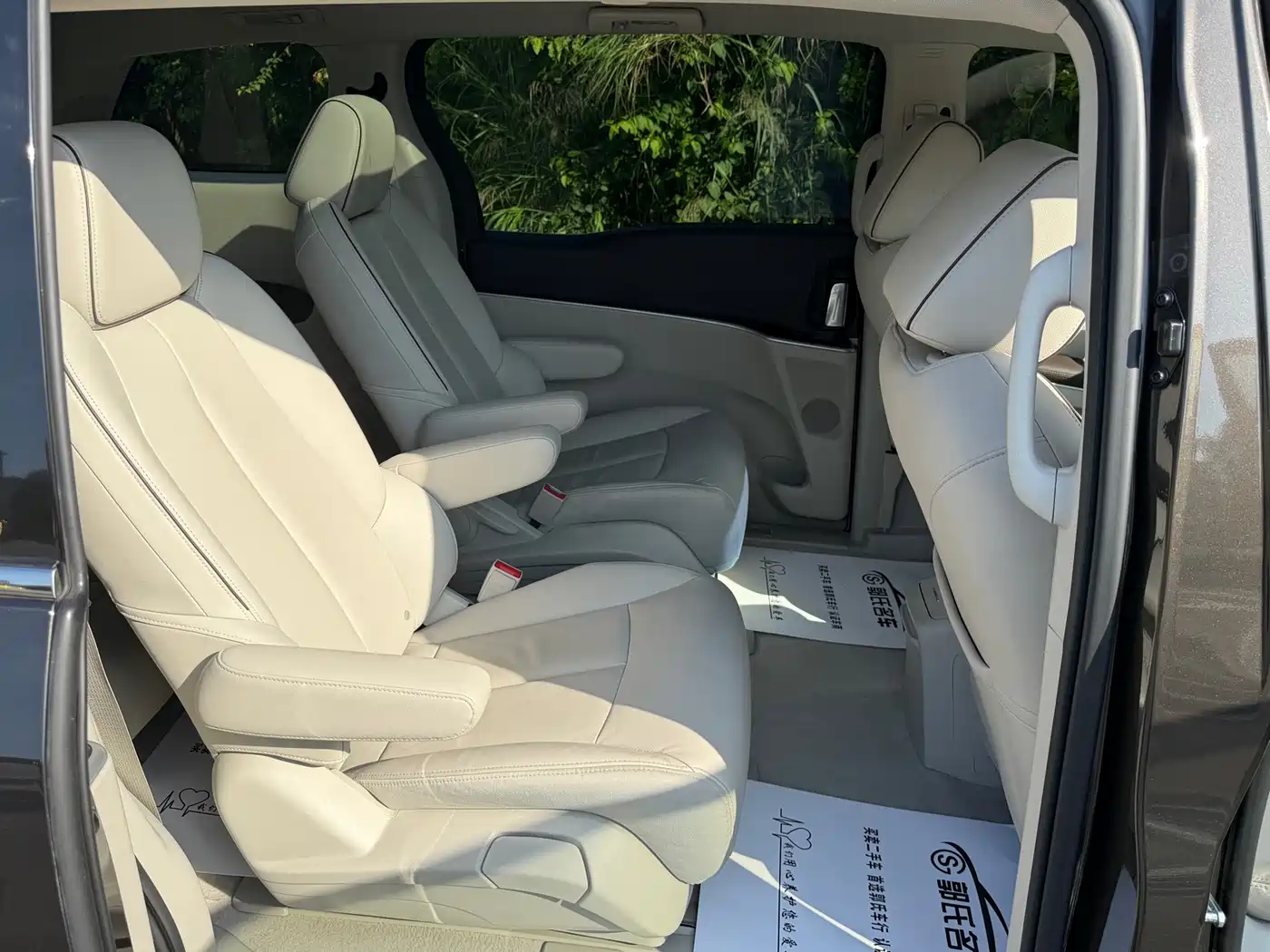 Buick GL8 2021 Land Business Class 652T Premium фото 12