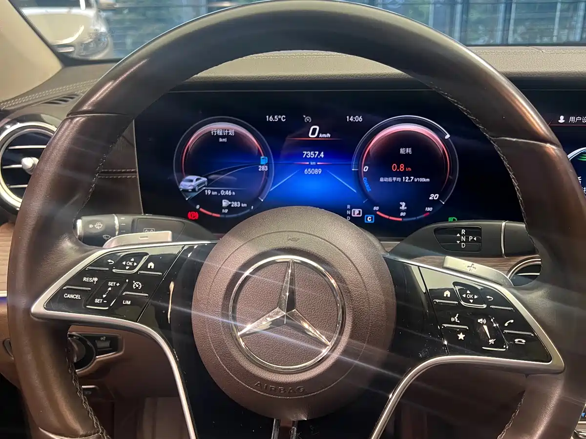 Mercedes-Benz E-Class 2022 E 300 L Luxury фото 14