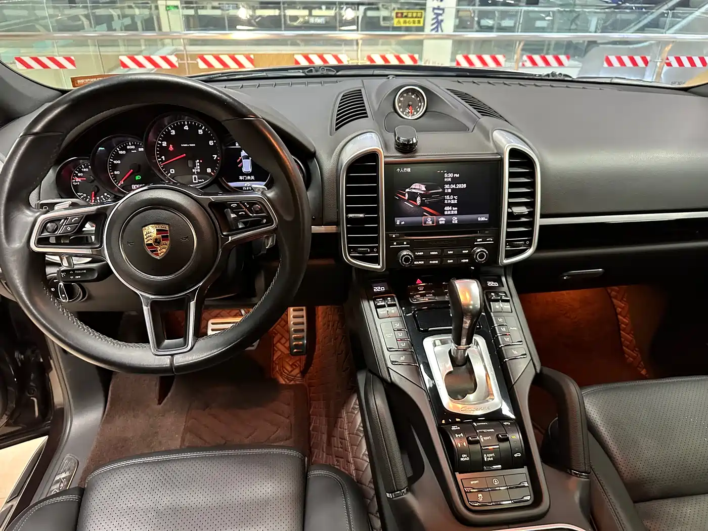 Porsche Cayenne 2016 Cayenne Platinum Edition 3.0T фото 9