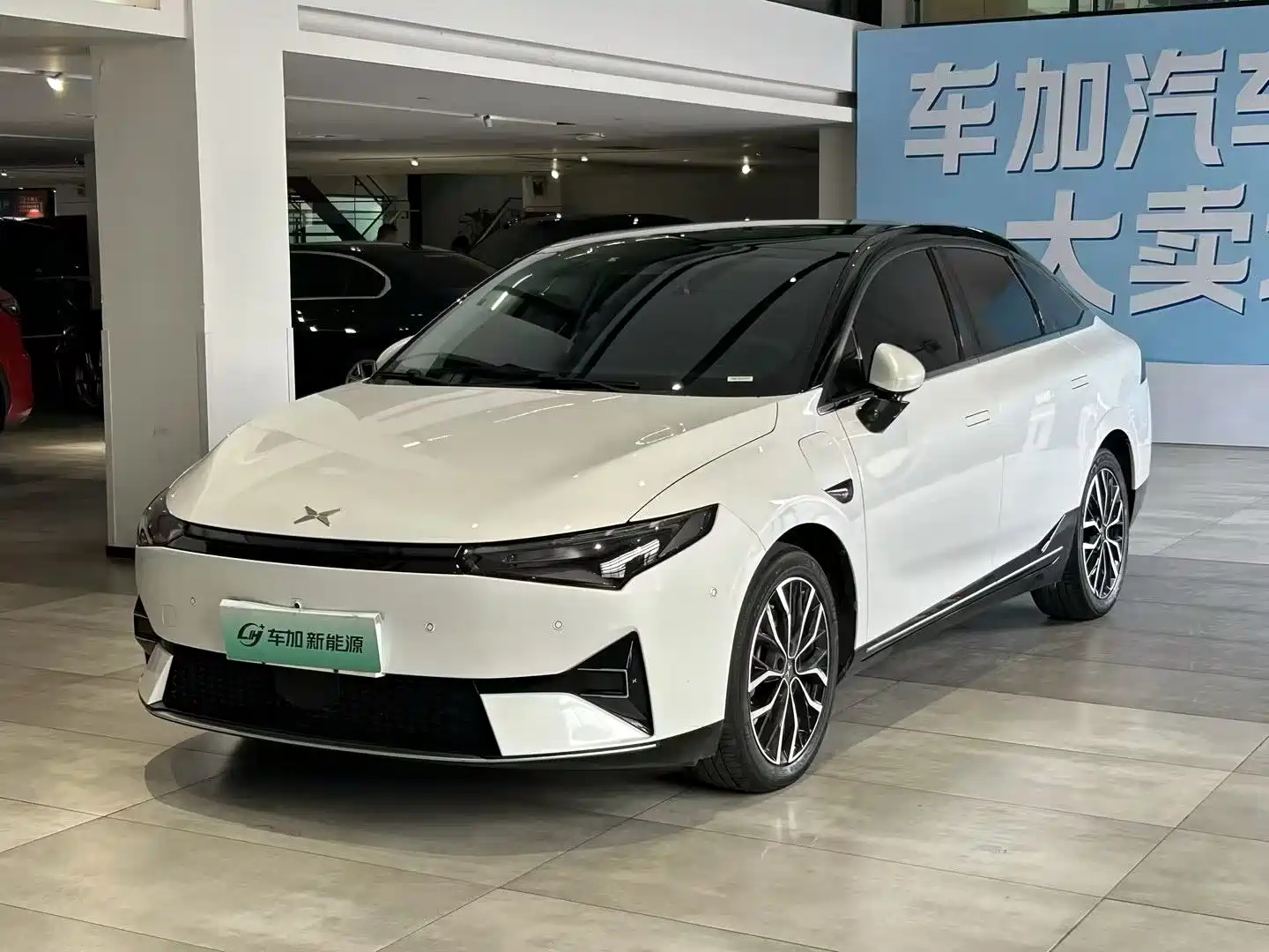 Photo 1 - XPeng P5