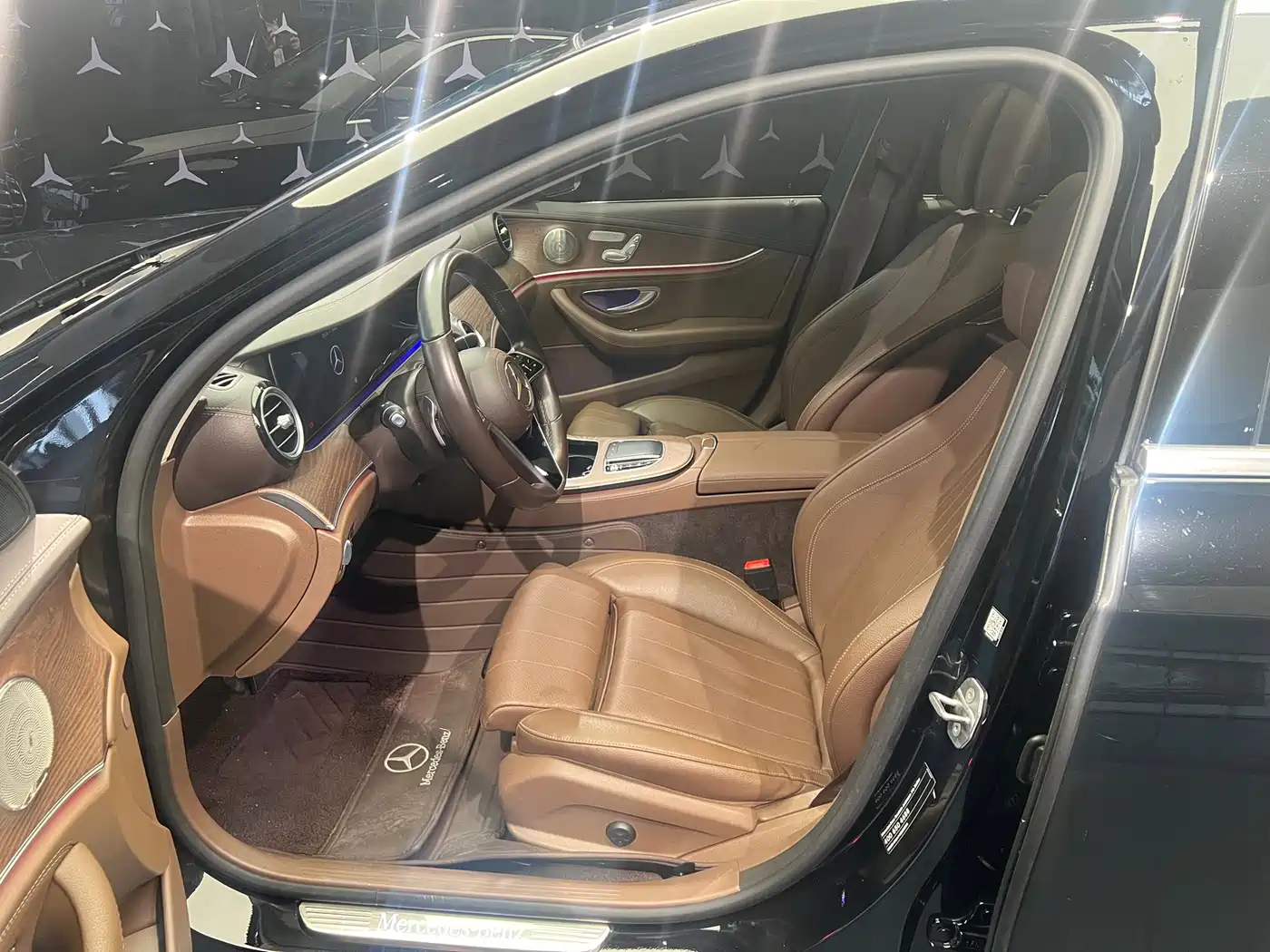 Mercedes-Benz E-Class 2022 E 300 L Luxury фото 10