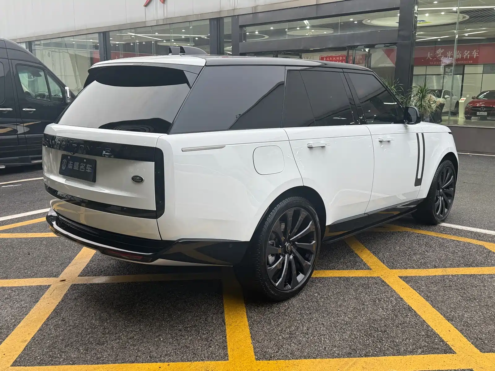 Фото 4 - Land Rover Range Rover