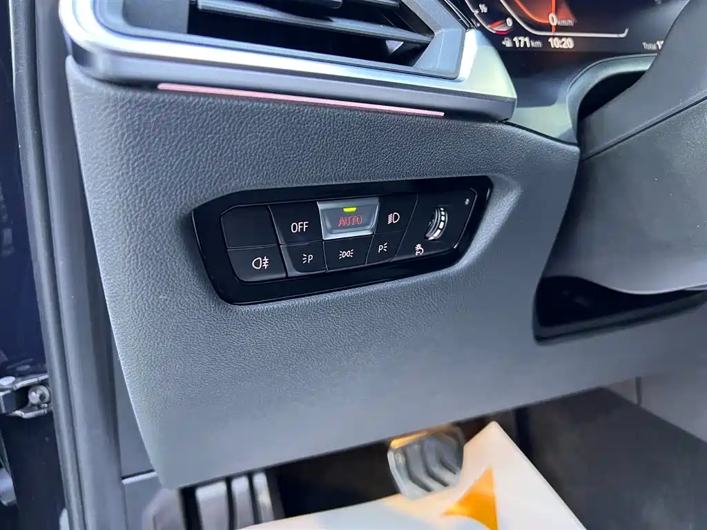 BMW 3 Series 2022 Facelift 325i M Sport Package фото 19