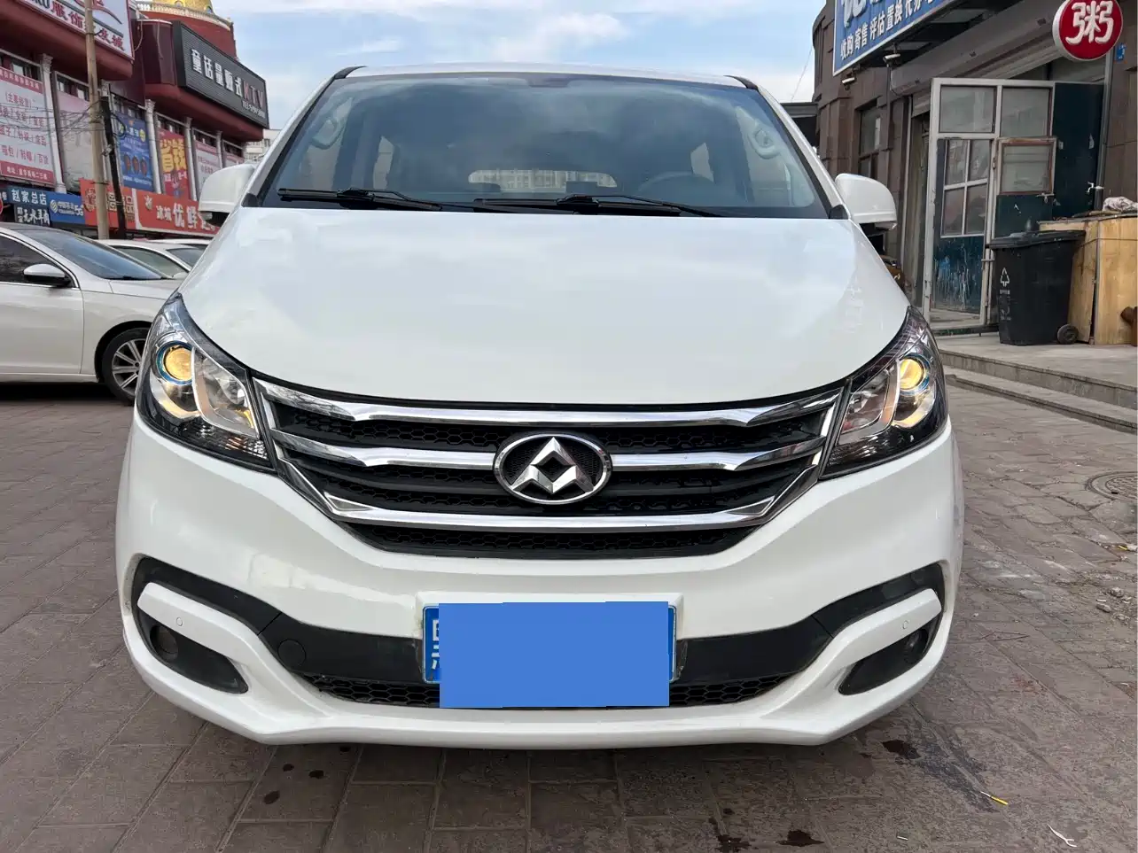 SAIC Maxus Maxus G10 2016 2.0T Automatic Executive Edition фото 2
