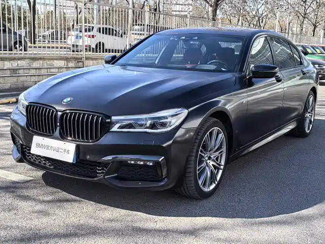 BMW 7 SERIES