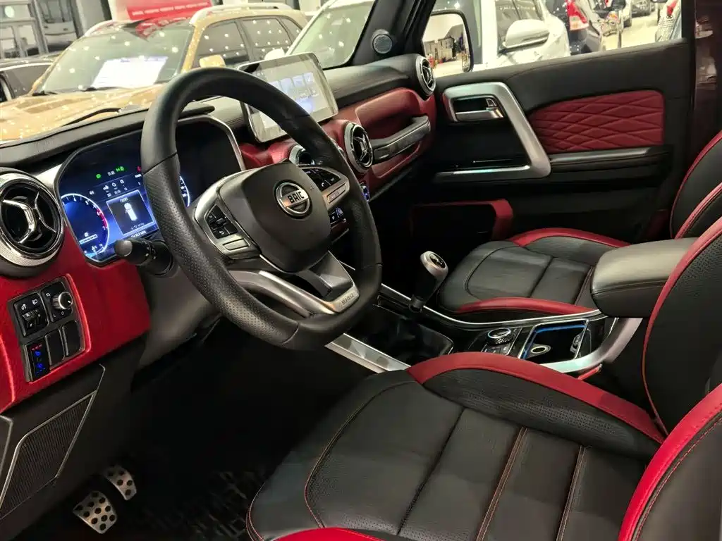 BAIC ORV Beijing Offroad BJ40 2018 PLUS 2.0T Manual 4WD Premium Edition China V фото 19
