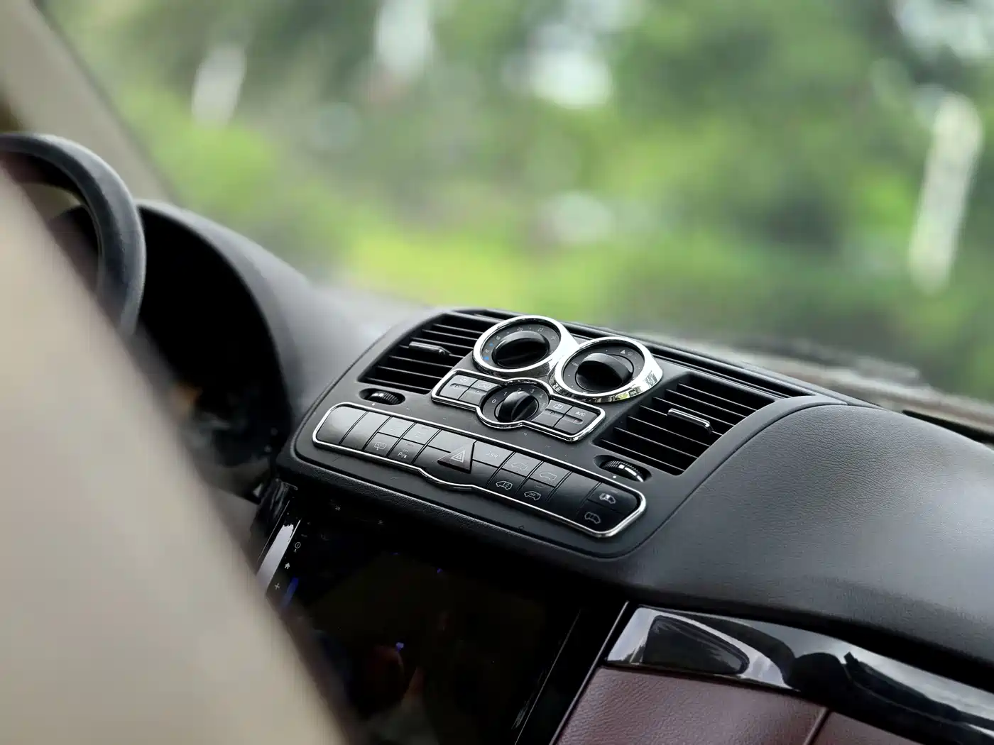 Photo 14 - Mercedes-Benz Vito