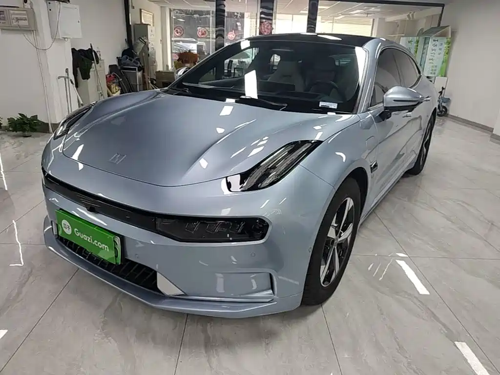Zeekr 001 2023