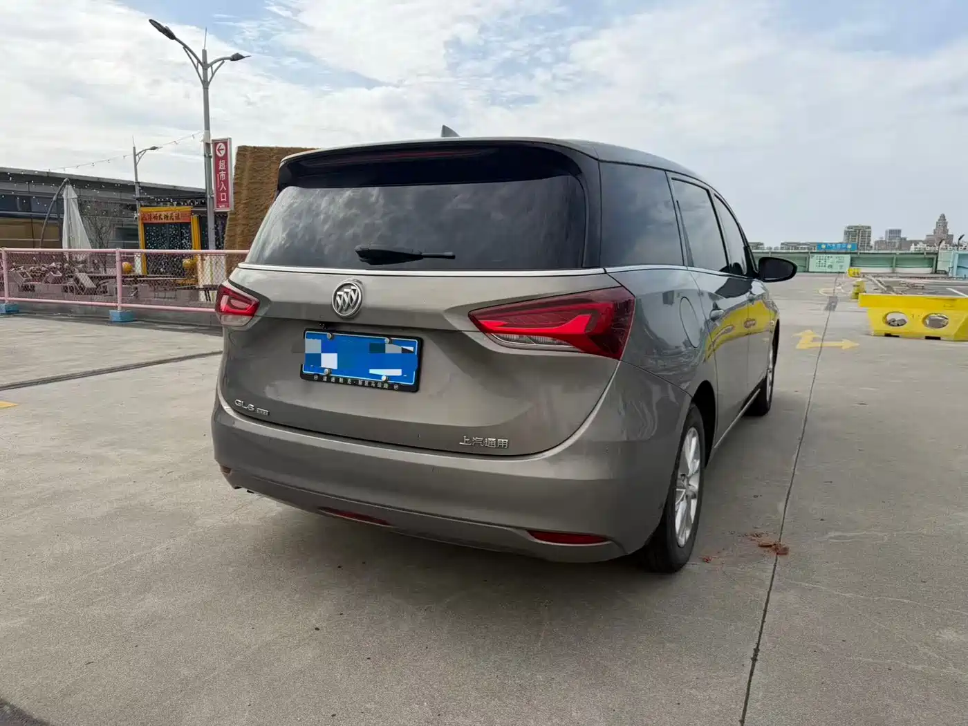 Buick GL6 2018 18T 6-Seater Luxury фото 5