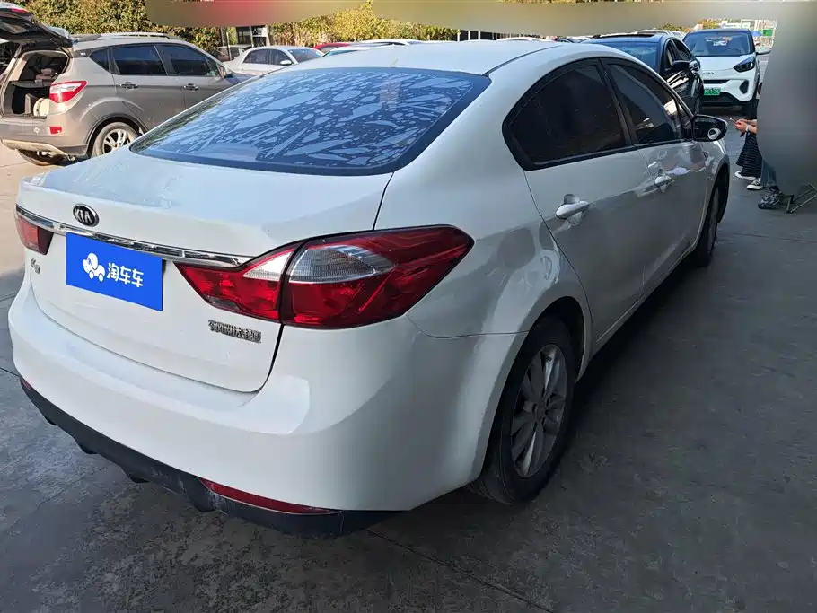 KIA K3