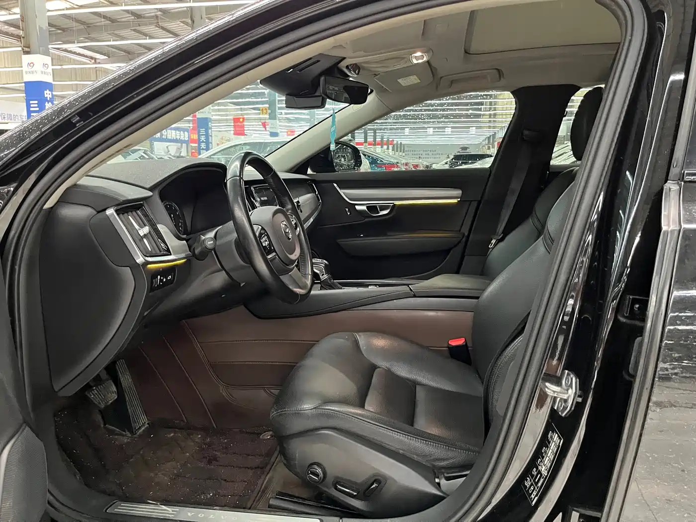 Фото 7 - Volvo S90