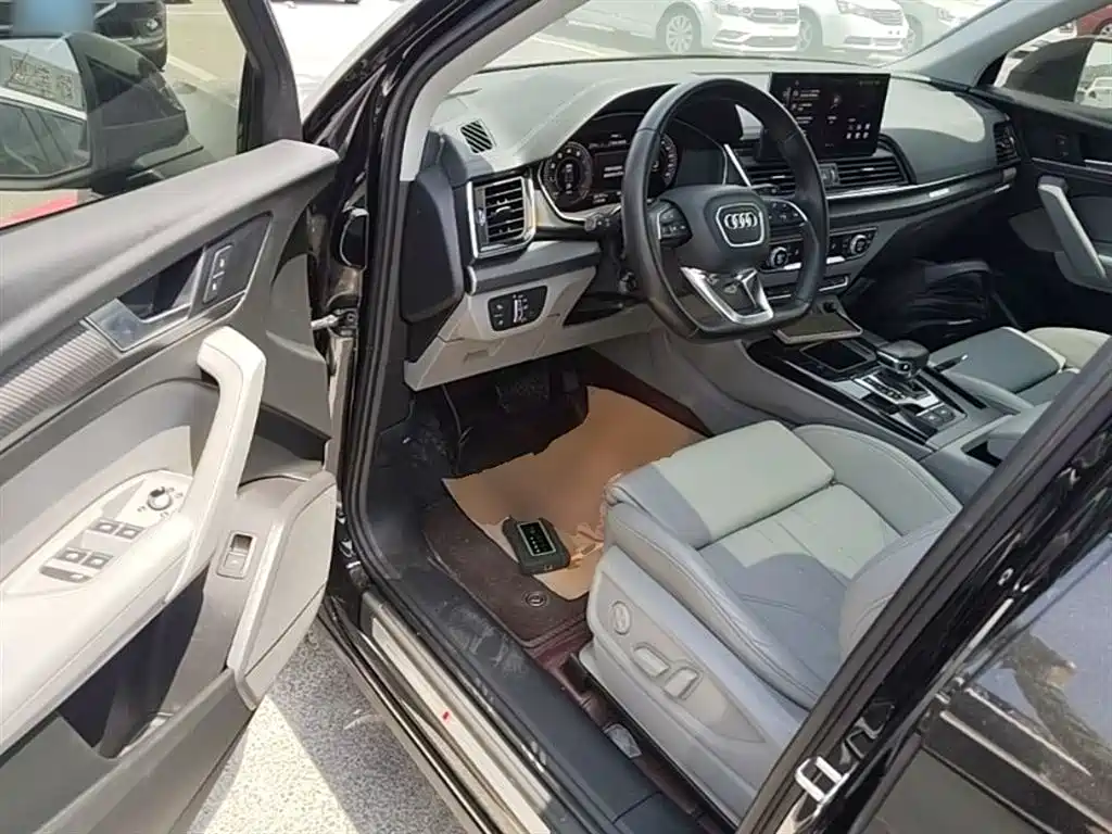 Audi Q5L 2021 40 TFSI Luxury Dynamic фото 16