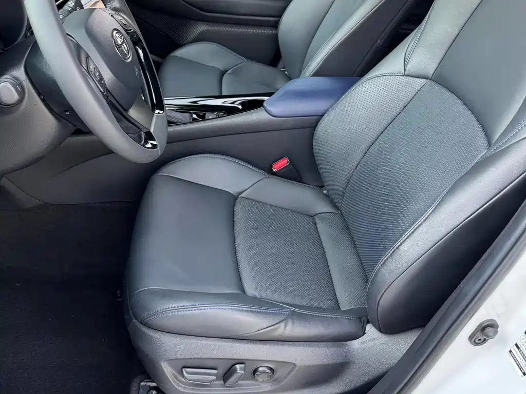 Toyota C-HR 2023 2023 Model 2.0L Luxury Edition
