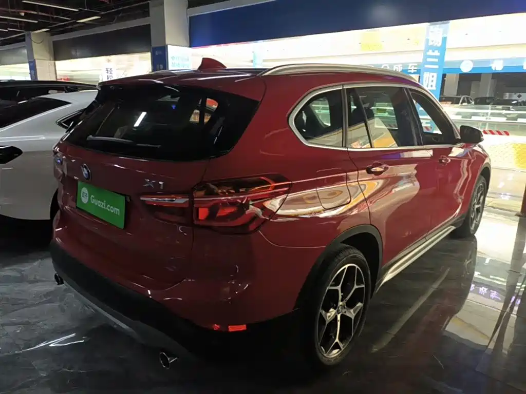 BMW X1 2018 xDrive20Li Premium Model фото 5