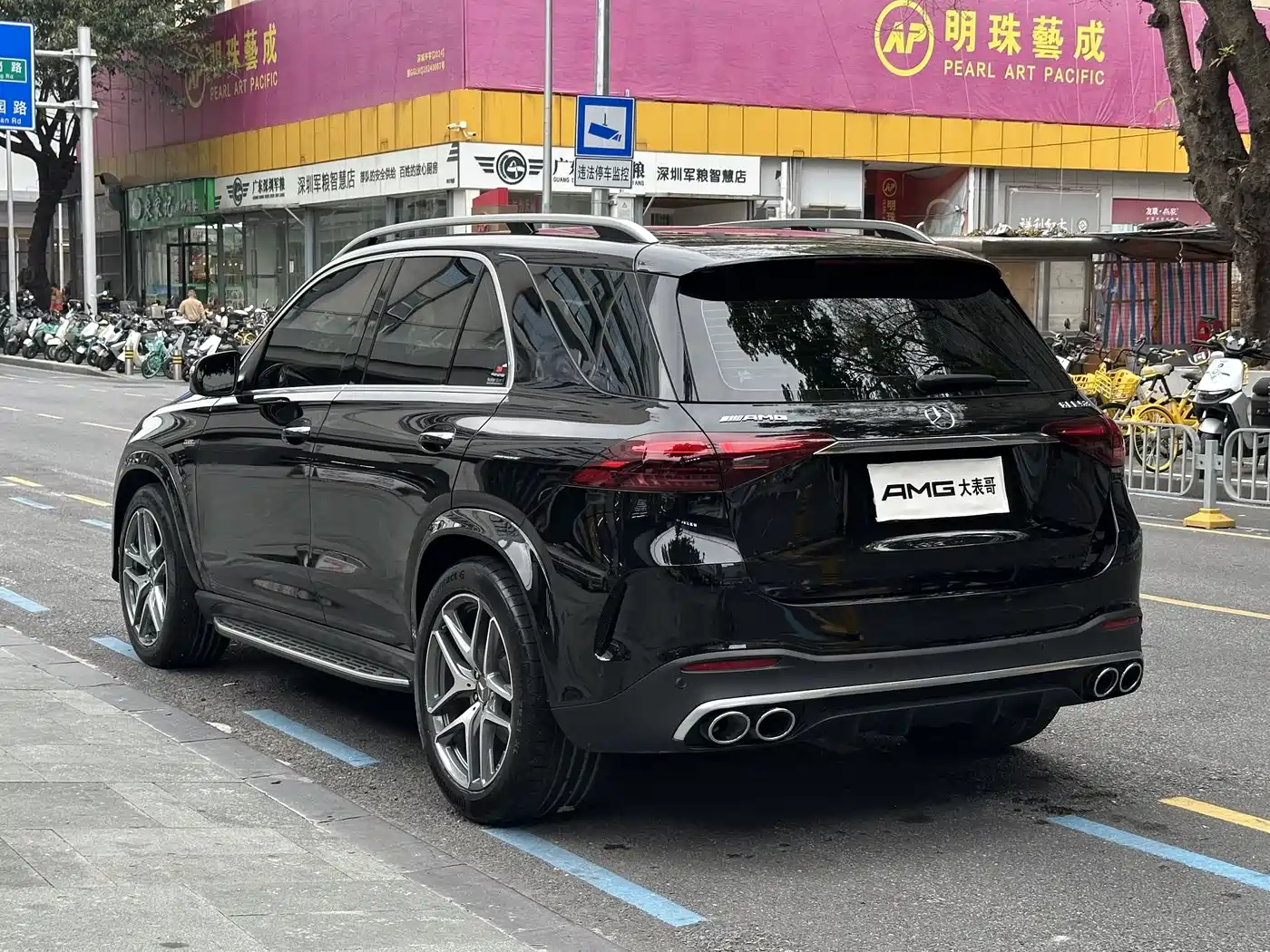 Mercedes-Benz GLE AMG 2024 AMG GLE 53 4MATIC+ фото 16