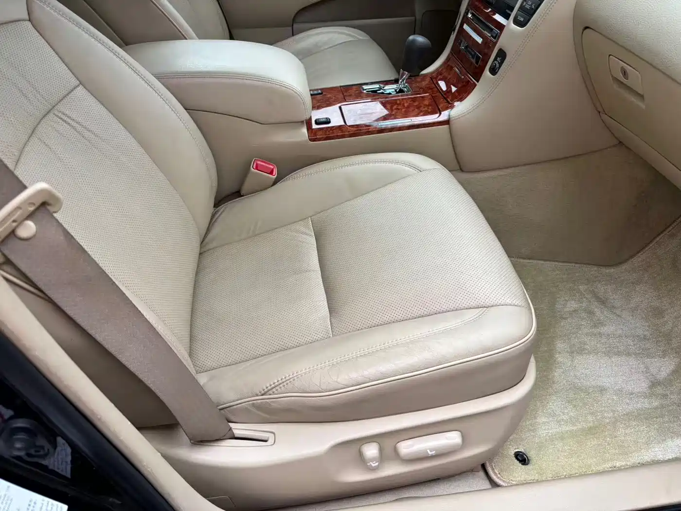 Toyota Crown 2009 2.5L Royal Special Enhanced Edition фото 16