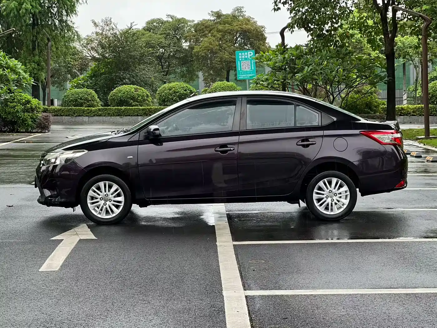 Toyota Vios 2014 1.5L Automatic Wisdom Edition фото 5