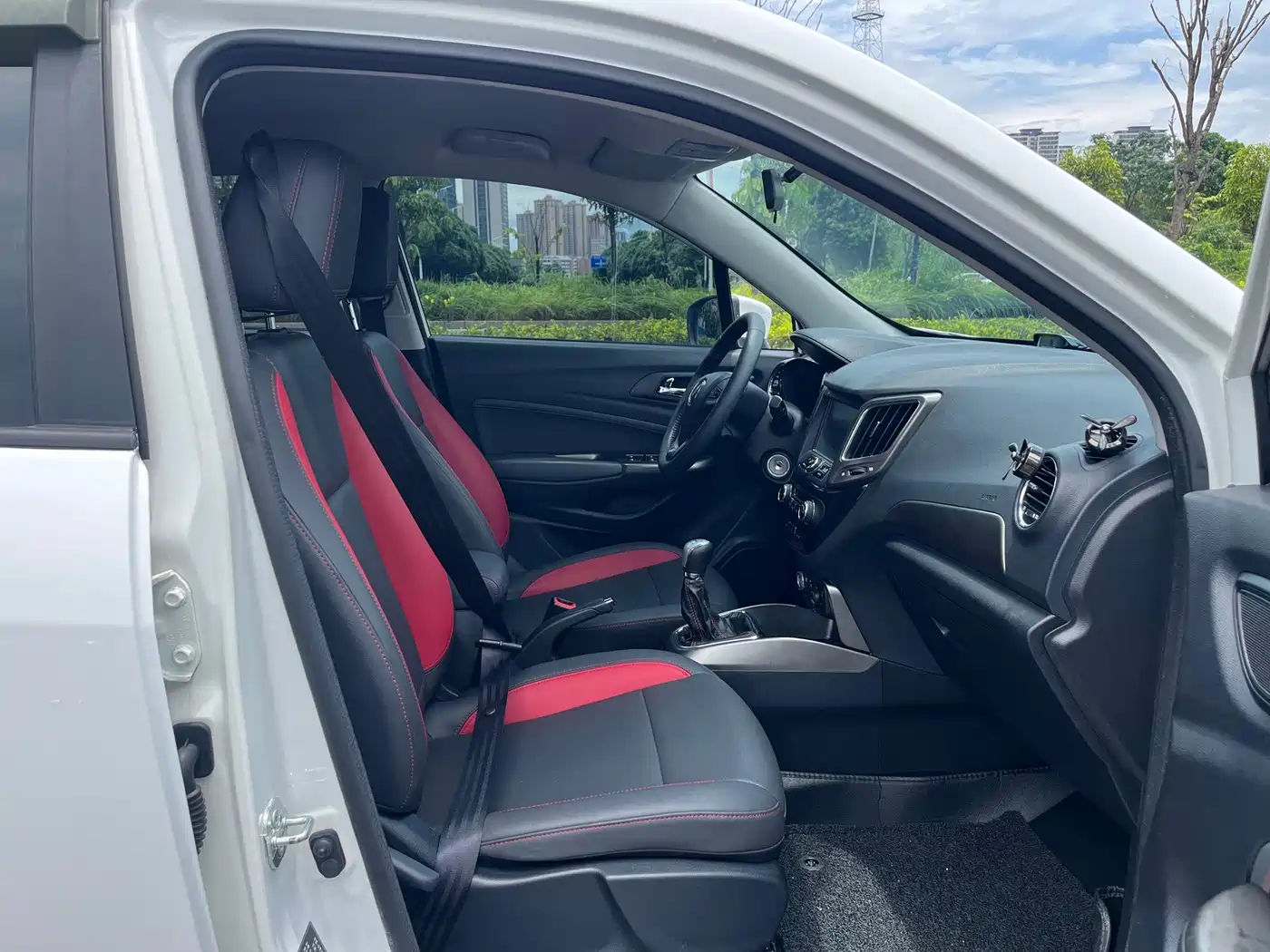 Changan CS15 2016 2016 1.5L Manual Luxury