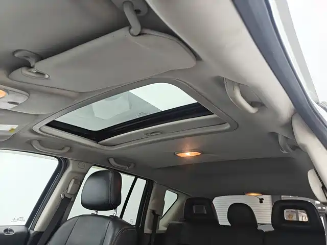 Jeep Compass (Import) 2015 2014 Facelift 2.4L 4WD Comfort Edition