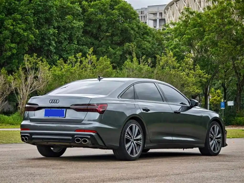 Audi A6L 2019 55 TFSI quattro Exclusive Dynamic фото 7