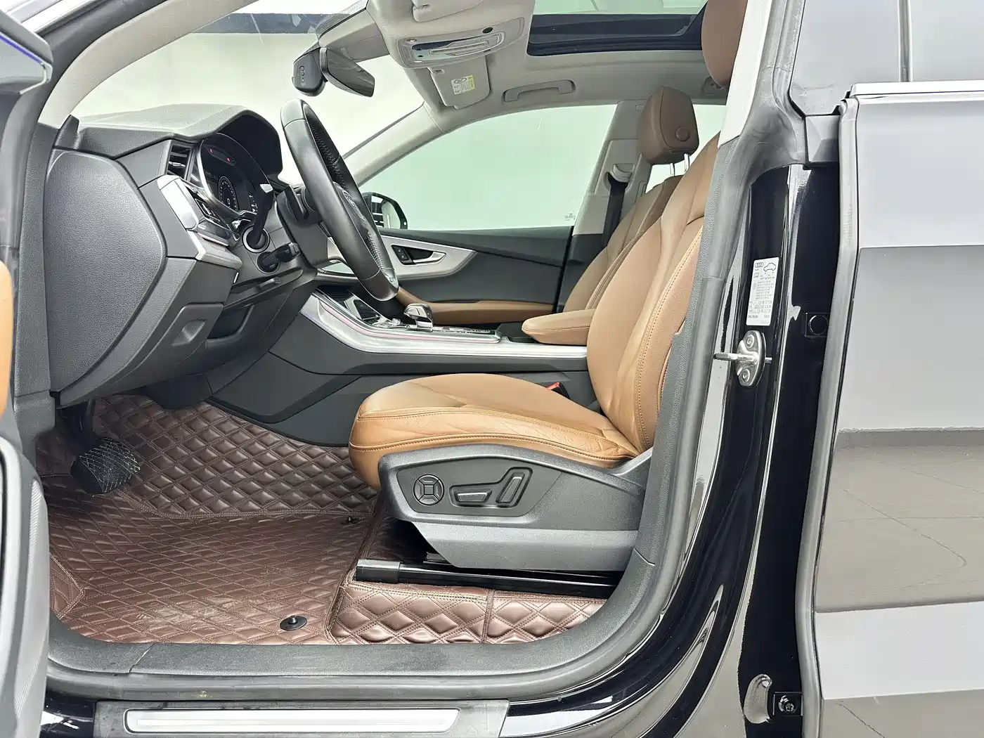 Audi Q8 2019 45 TFSI Luxury Elegance фото 8