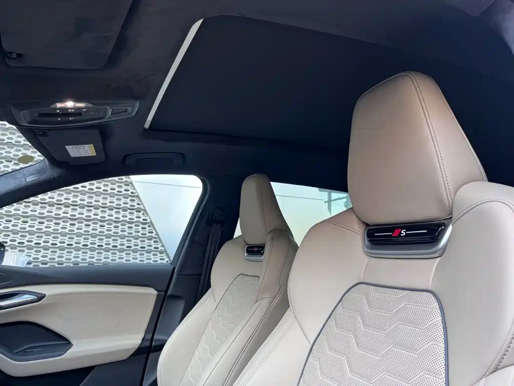 Audi Q6L e-tron 2026 2025 Model Pioneer Edition
