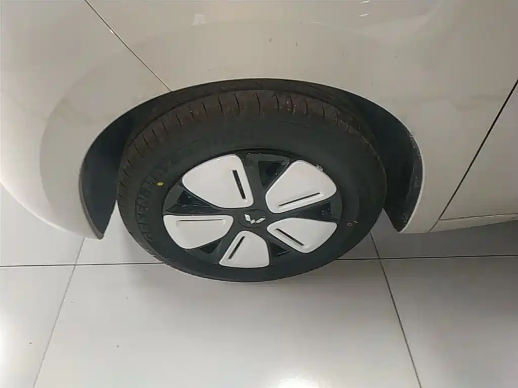 Wuling Motors Hongguang MINIEV 2026 2025 4-Door Advanced