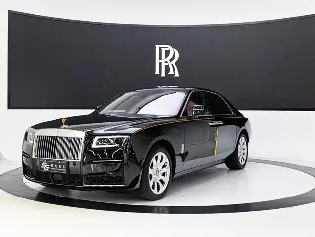 Rolls-Royce Ghost 6.7T, стандартная колёсная база