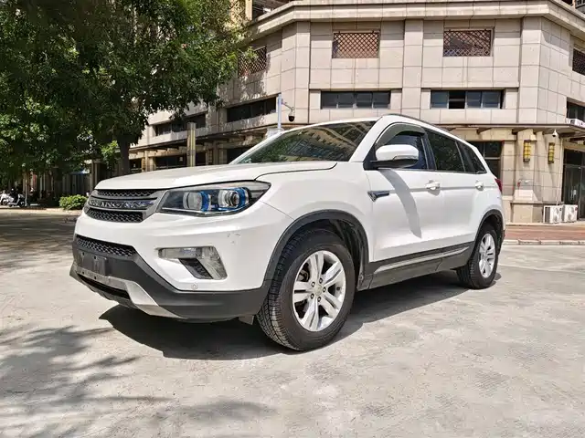 CHANGAN CS75