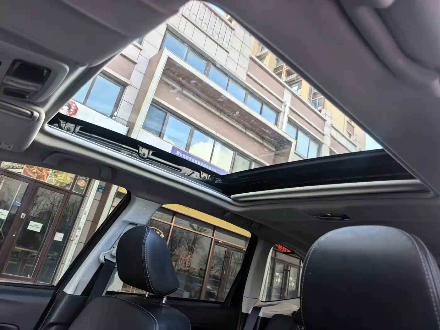 Subaru Forester 2013 2.5i Automatic Luxury Edition фото 16