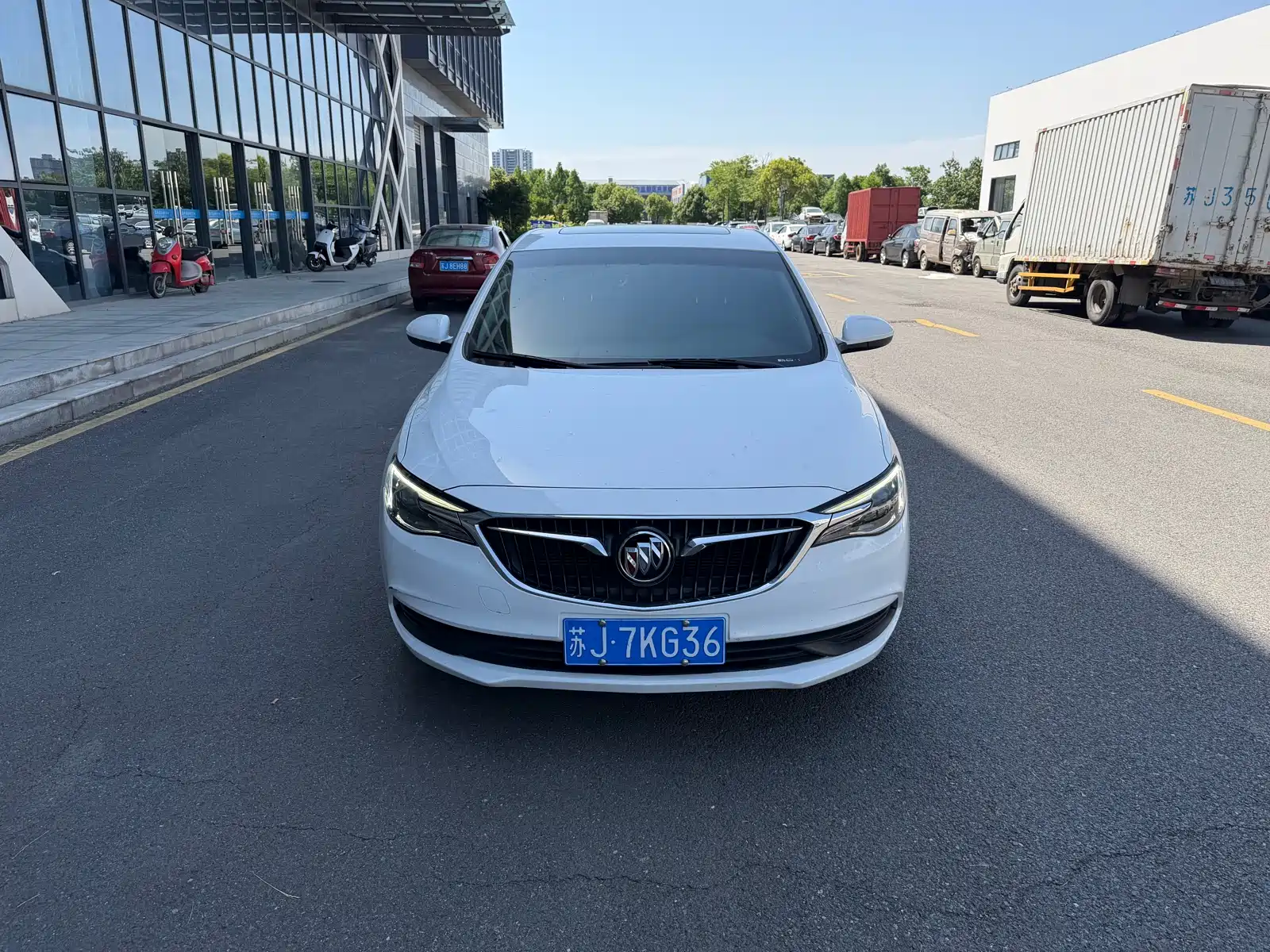 Фото 2 - Buick Excelle