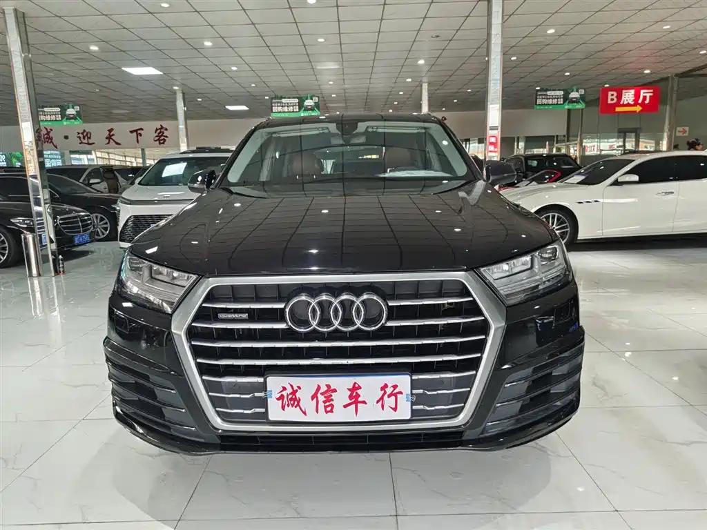 Audi Q7 2018 45 TFSI Technology фото 2