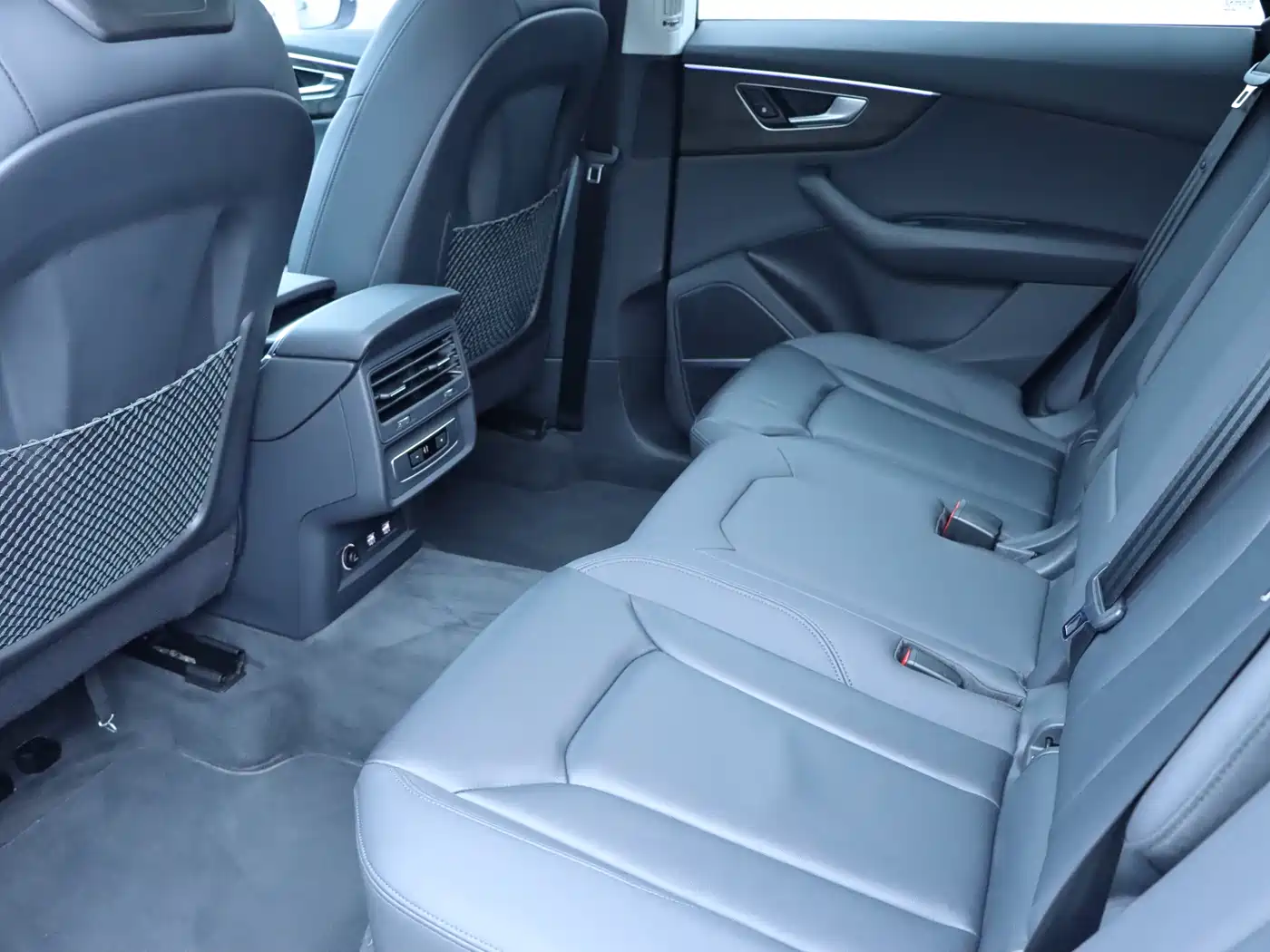 Audi Q8 2019 55 TFSI Luxury Dynamic фото 13