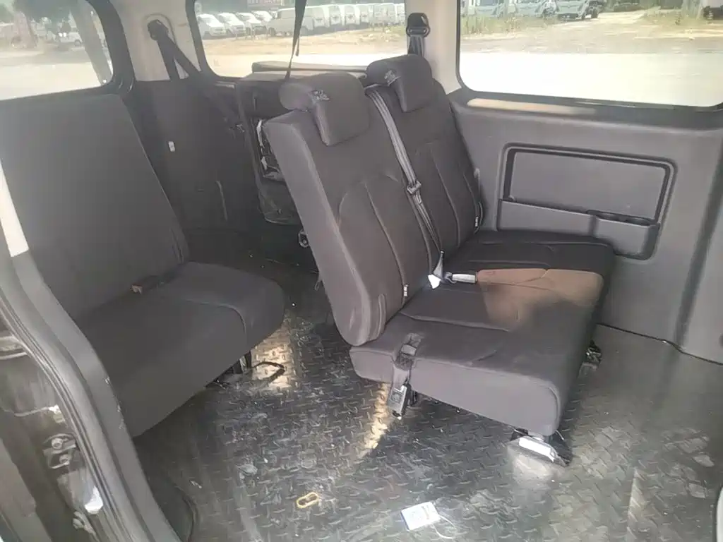  JAC Refine JAC Refine M3 2025 PLUS 1.5T Manual Classic 7-Seater 17