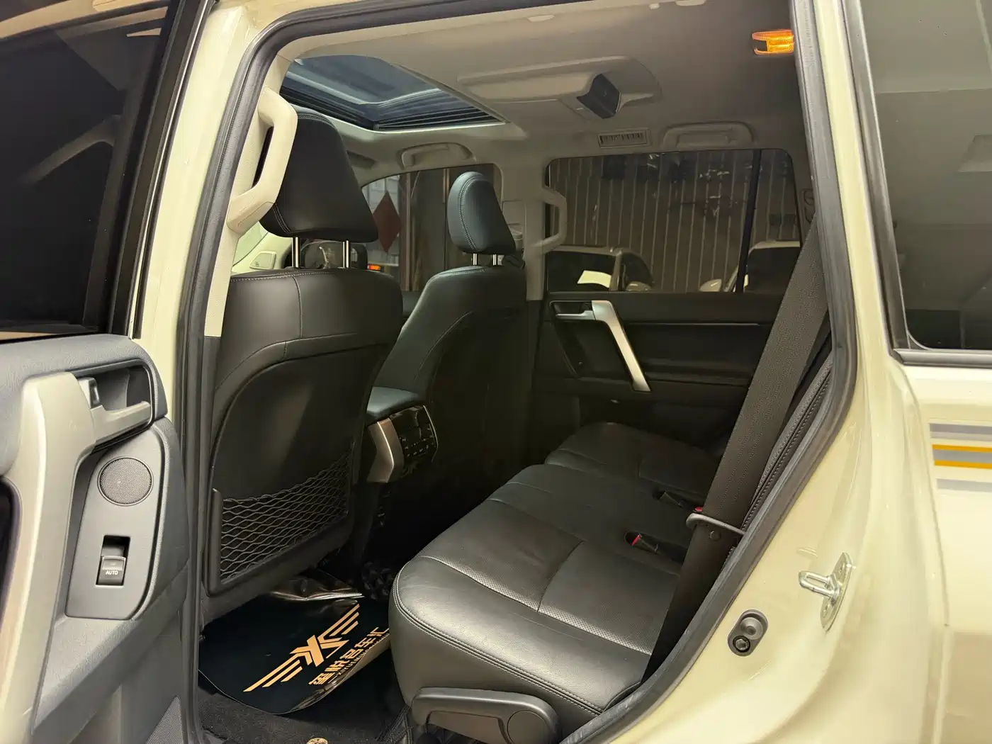 Toyota Prado 2018 3.5L Automatic TX-L NAVI Rear-mounted Spare Tire фото 13