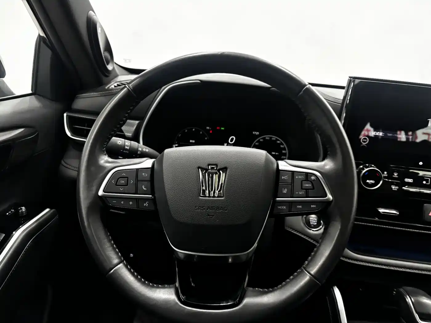 Toyota Crown Kluger 2022 2.0T 4WD Sporty Edition фото 16