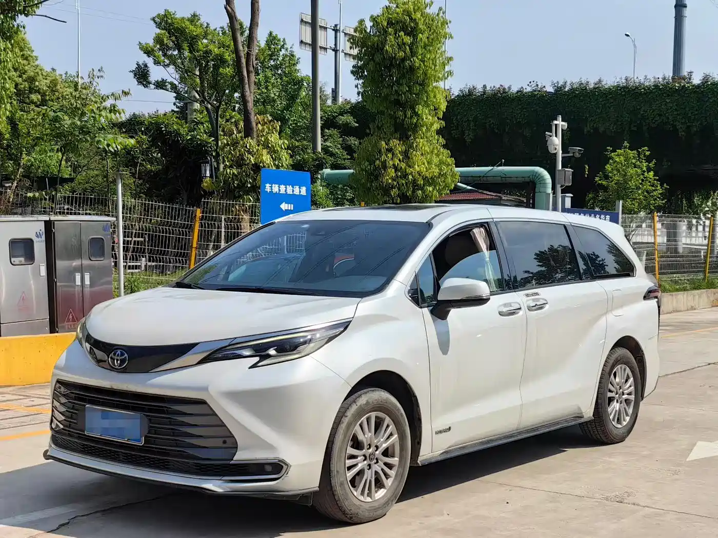 Toyota Sienna 2021 2.5L Hybrid Luxury Edition
