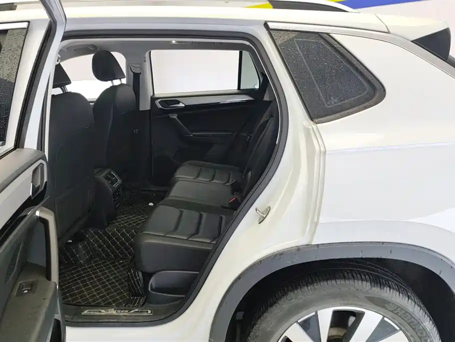 Volkswagen Tayron 2020 330TSI 2WD Luxury Smart Edition фото 11