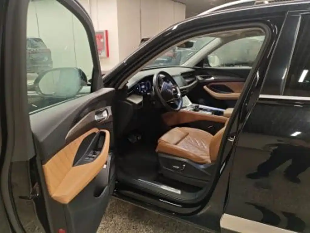 Audi Q6 2024 2024 45 TFSI quattro Qi Yun Yu Lin Package 6-seater